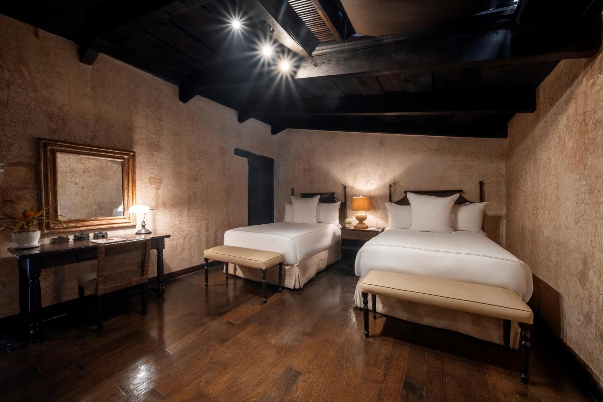 El Convento Boutique Hotel Antigua Exterior photo